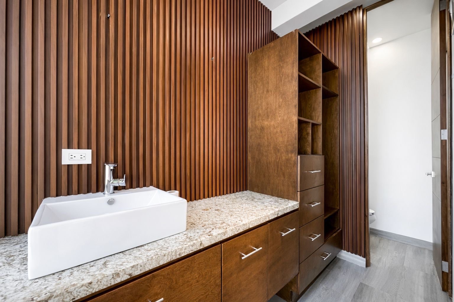 Residencia en Venta y Renta | Zona Dorada – Colinas de Aguacaliente, Tijuana — foto 2